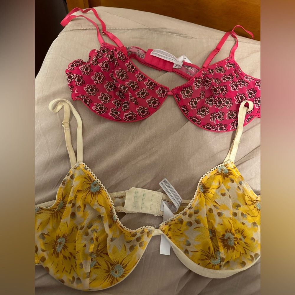 NEVER WORN!!! Urban Outfitter’s bras in size 36C!!!